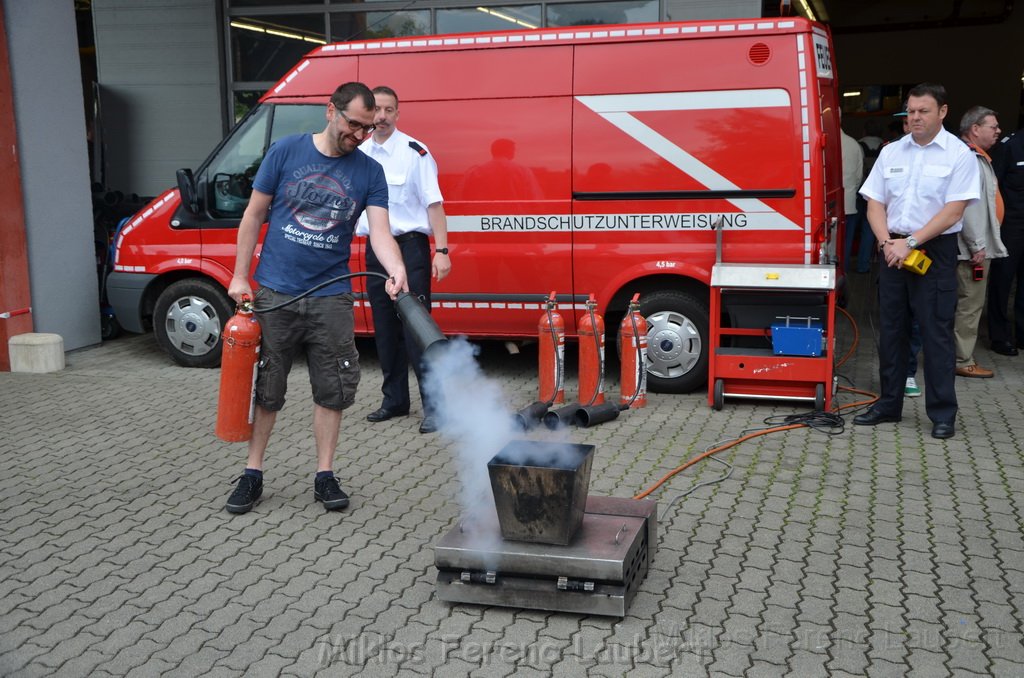 Tag der Offenen Tuer BF Koeln Weidenpesch Scheibenstr P088.JPG